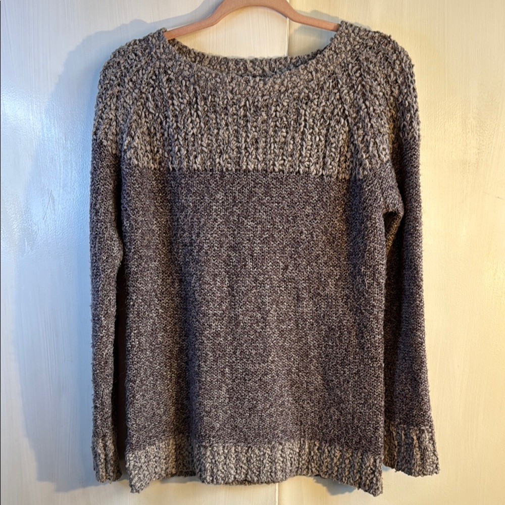 Fate Small Gray Sweater